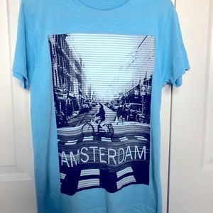 Men’s Small Univibe Tshirt